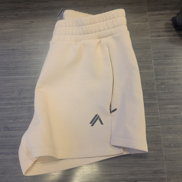 Tan Alphalete Elmts Shorts Size S - Picture 4 of 5